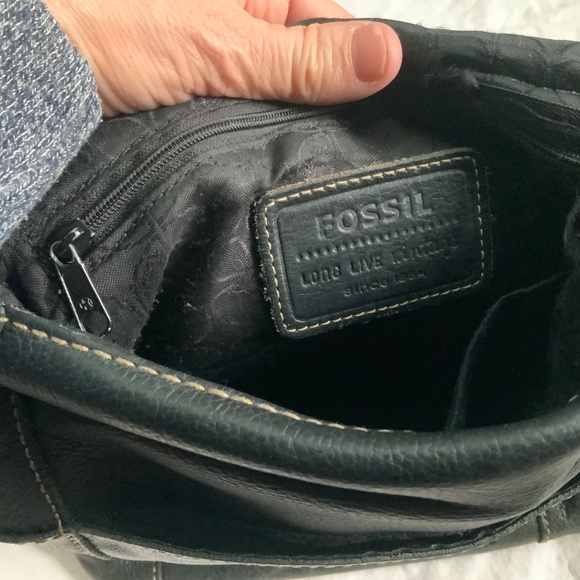 Black Leather Crossbody or Shoulder Bag by Fossil - Picture 7 of 13
